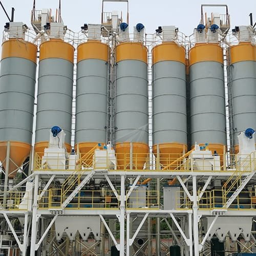 Línea de capa fina blanca